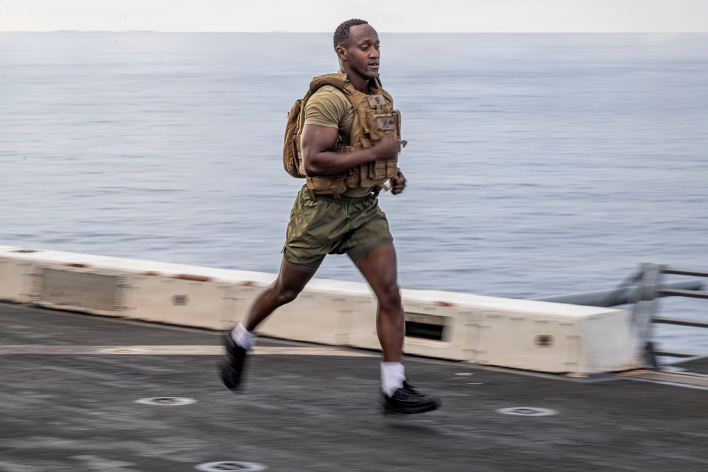 11th MEU Marines, Sailors Conduct Memorial Day PT Event Aboard USS Portland