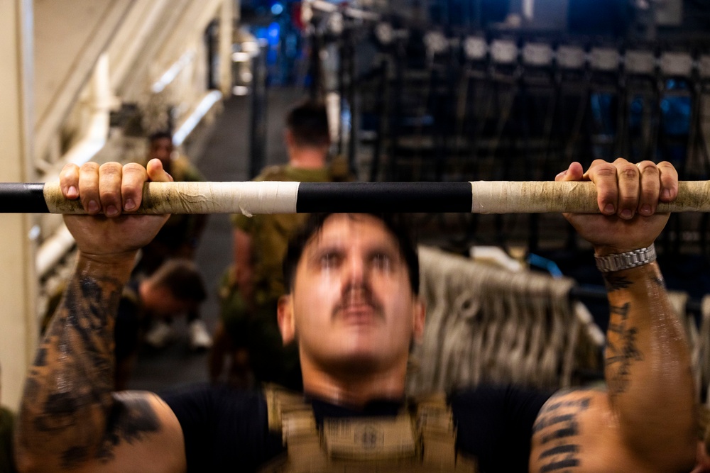 11th MEU Marines, Sailors Conduct Memorial Day PT Event Aboard USS Portland