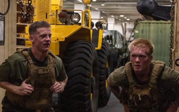 11th MEU Marines, Sailors Conduct Memorial Day PT Event Aboard USS Portland