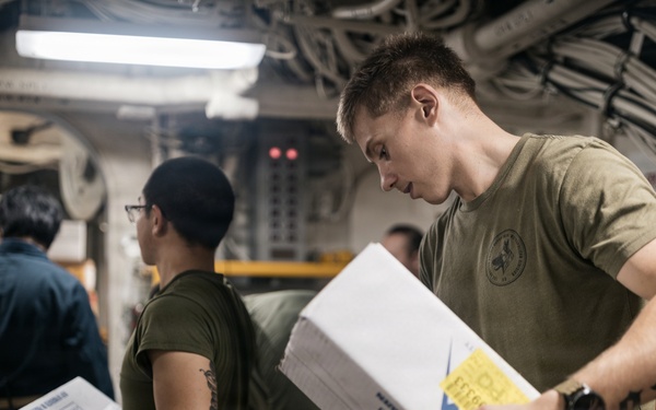 11th MEU Marines, Sailors Replenish Supplies aboard USS Portland