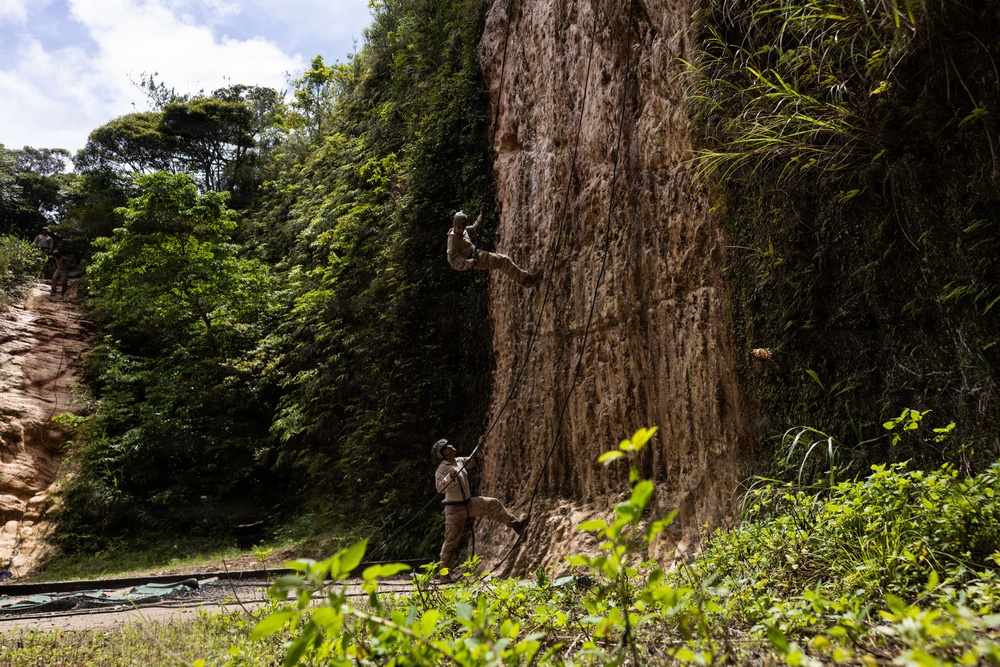 U.S. Marines with 12th LCT Refine their Rappel Techniques at Jungle Warfare Training Center
