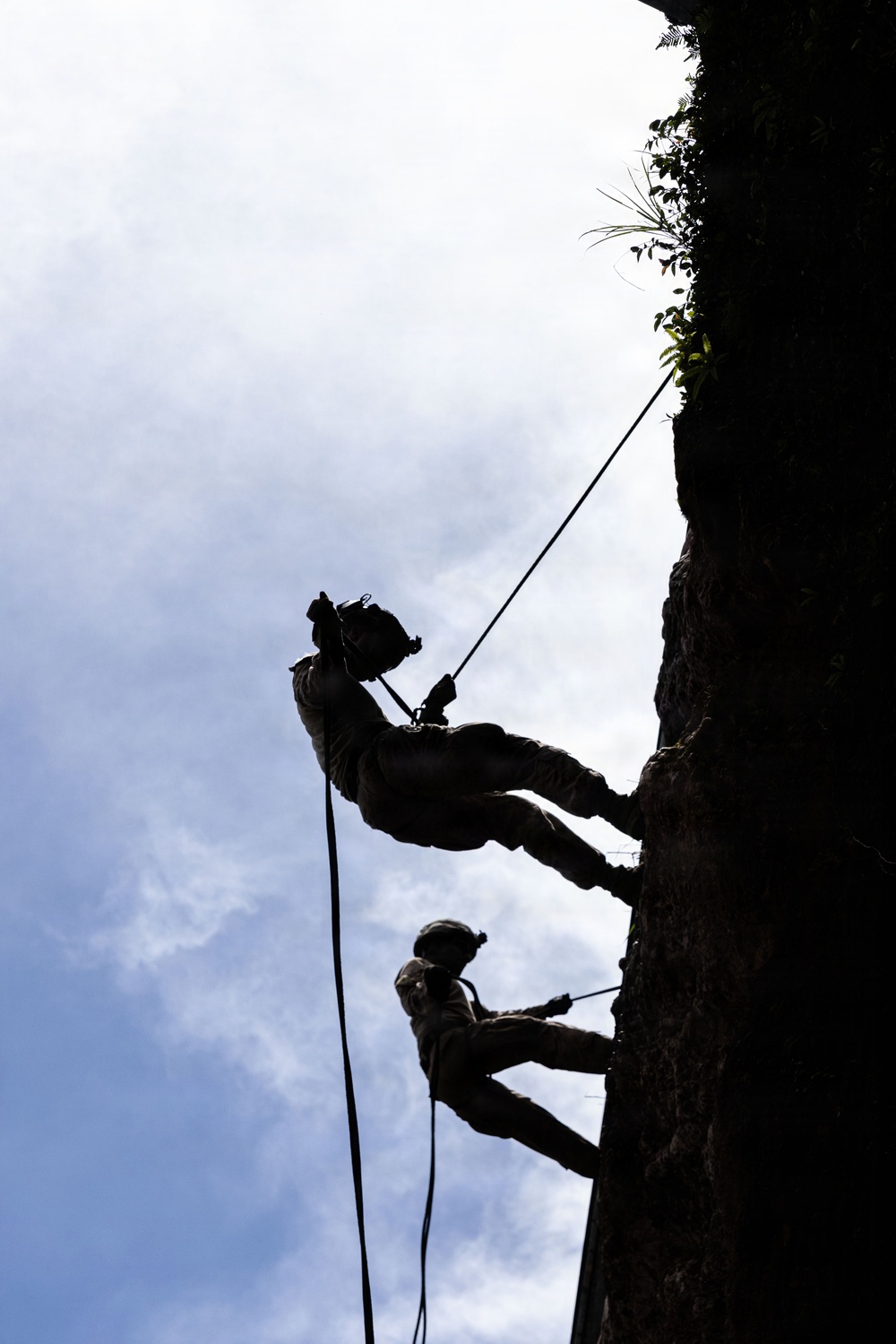 U.S. Marines with 12th LCT Refine their Rappel Techniques at Jungle Warfare Training Center