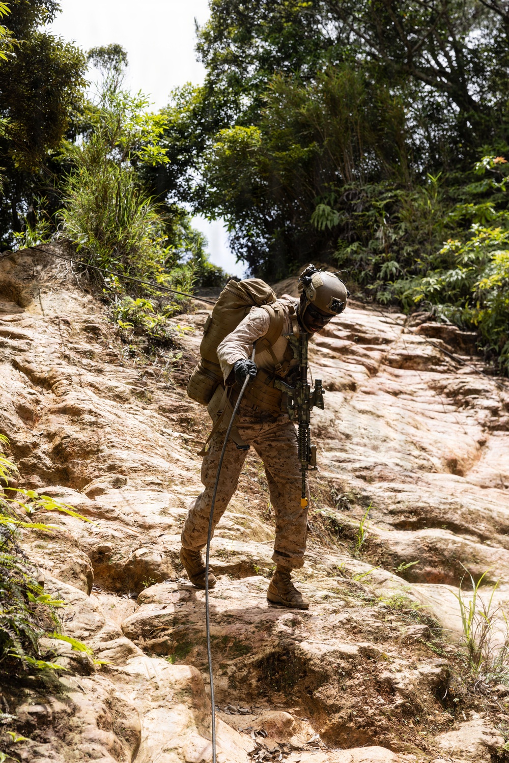 U.S. Marines with 12th LCT Refine their Rappel Techniques at Jungle Warfare Training Center