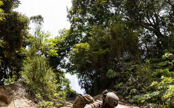 U.S. Marines with 12th LCT Refine their Rappel Techniques at Jungle Warfare Training Center