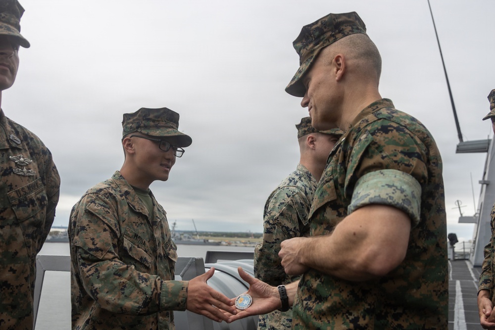22nd MEU (SOC) | Brigadier General Lively Visits USS Fort Lauderdale