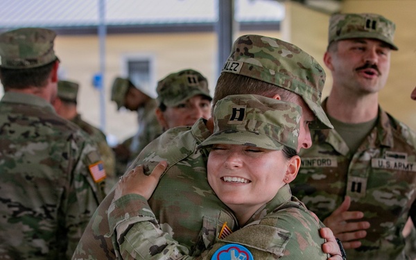 Change of Command Ceremony HHC, 207th Military Intelligence Brigade - Theater