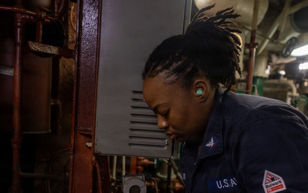 USS Iwo Jima Sailors Conduct Daily Operations in the Forward Engineering Pit