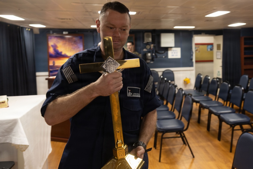 USS Iwo Jima Sailors Prepare the Ship's Chapel for the Next Service
