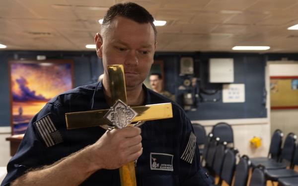 USS Iwo Jima Sailors Prepare the Ship's Chapel for the Next Service