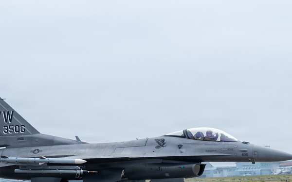 35 Fighter Wing pilots conduct flight operations to sustain readiness