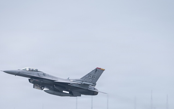 35 Fighter Wing pilots conduct flight operations to sustain readiness