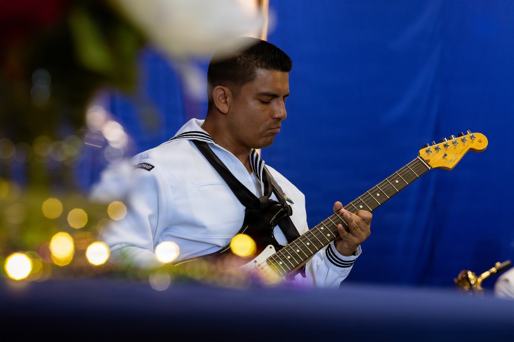USS Kearsarge (LHD-3) Reception Night