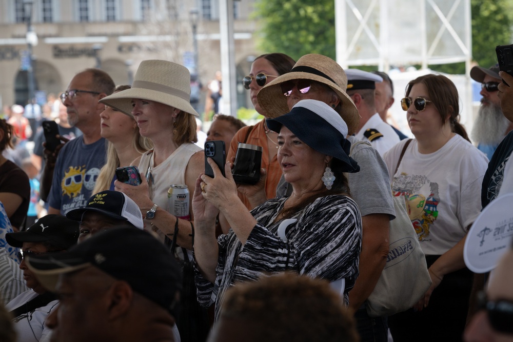 Sail 250 New Orleans hosts Service Members, Local Chefs During Seafood Cookoff