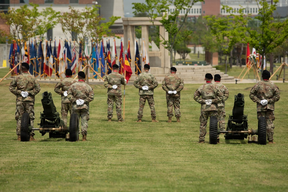 Memorial Day Ceremony and 21-Gun Salute held on Camp Humphreys