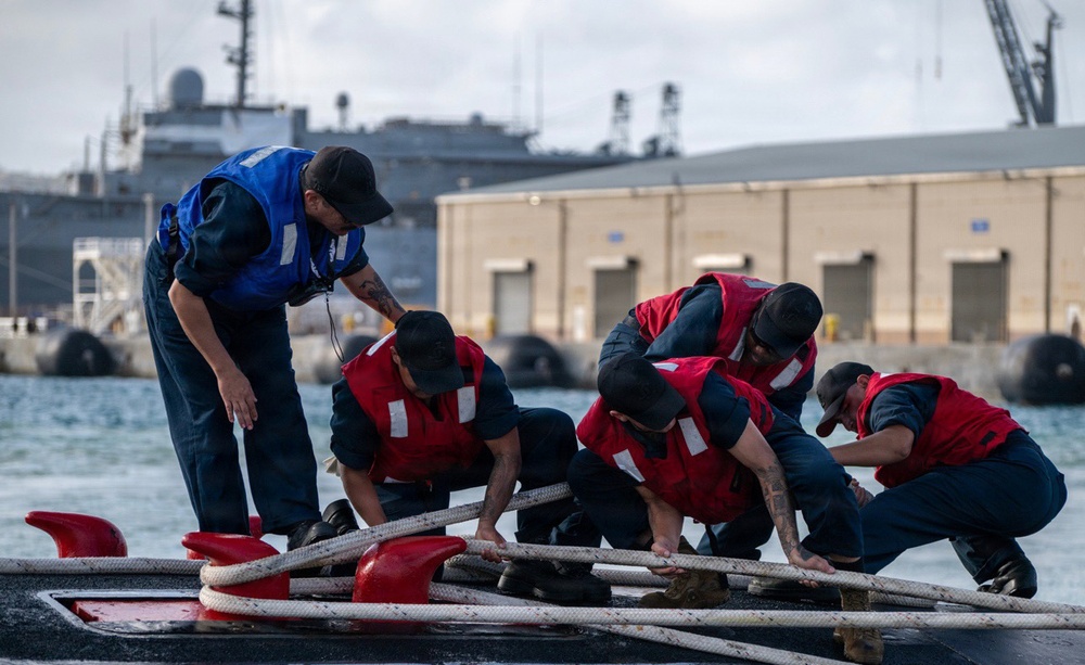 USS Jefferson City returns to port