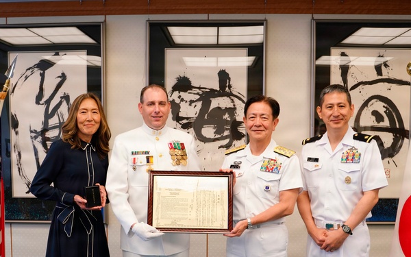 CMC Kaszubowski Receives Commendation from JMSDF