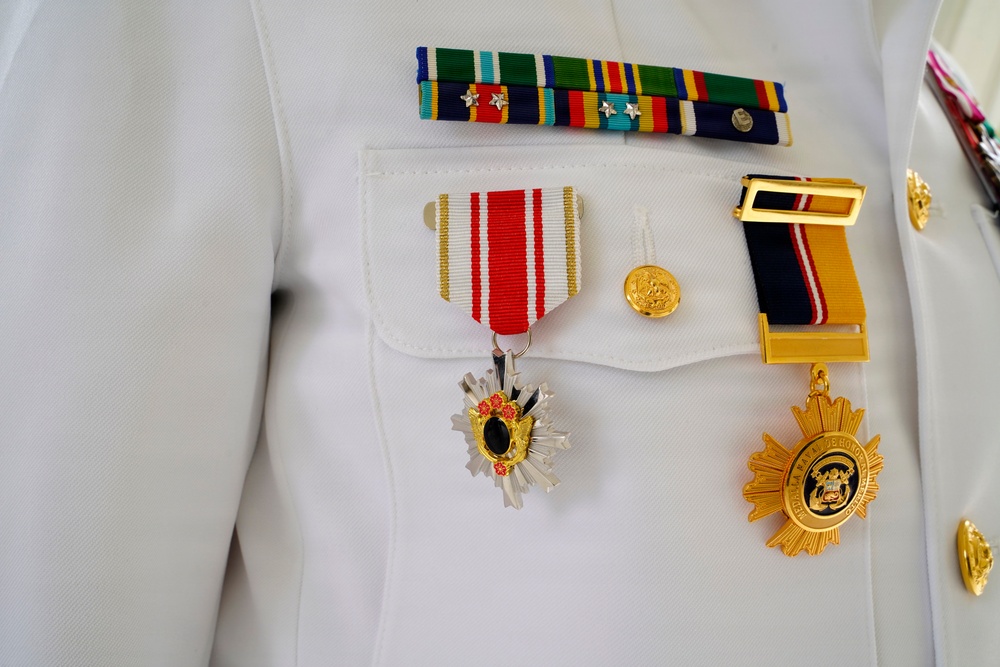 CMC Kaszubowski Receives Commendation from JMSDF