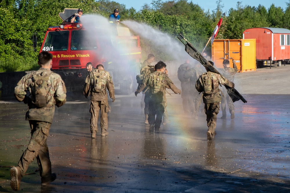 Dragoon Week: 2nd Cavalry Regiment Soldiers conduct decontamination lane training during the Dragoon Charge event