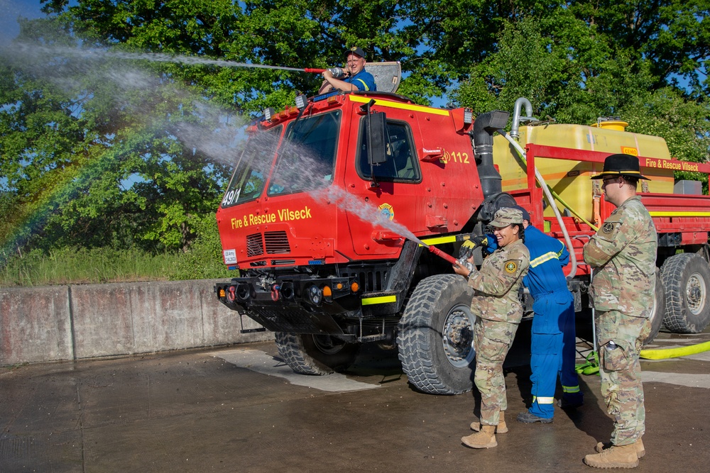 Dragoon Week: 2nd Cavalry Regiment Soldiers conduct decontamination lane training during the Dragoon Charge event