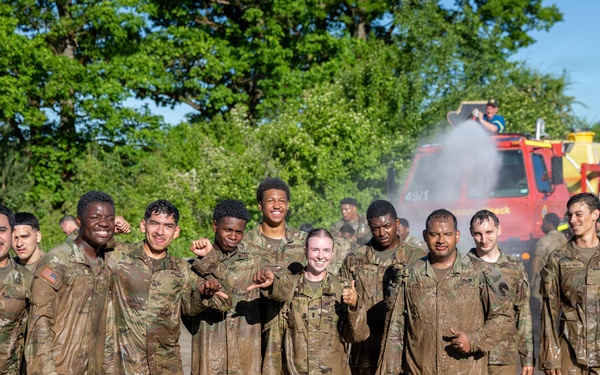 Dragoon Week: 2nd Cavalry Regiment Soldiers conduct decontamination lane training during the Dragoon Charge event