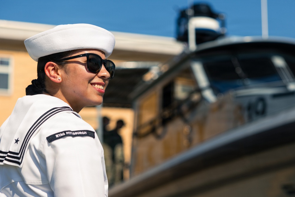 Recruiters visit high school during Harrisburg Navy Week