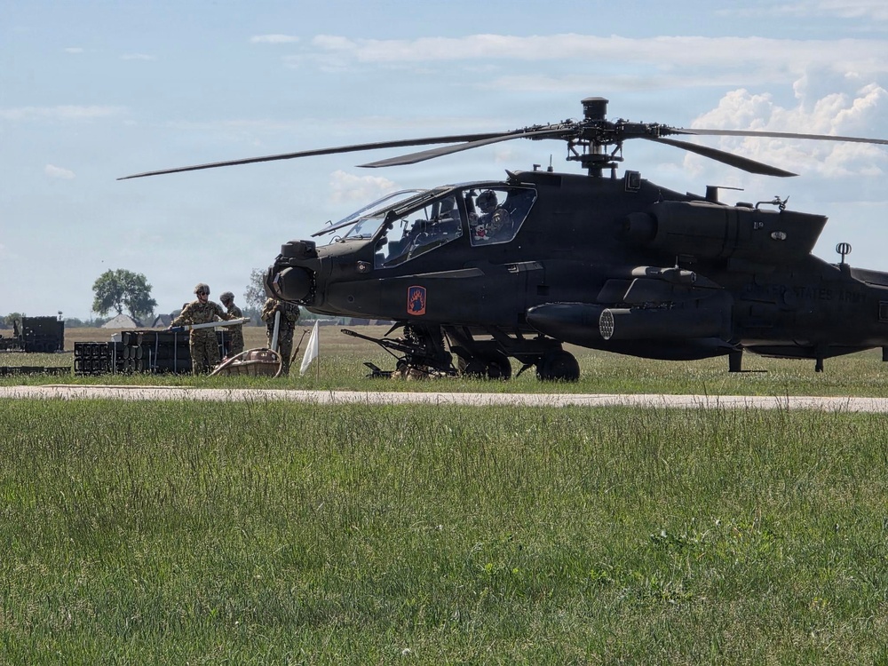 Global Partners Align Attack Aviation Tactics at Polish Apache Initiative Summit