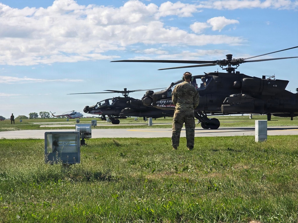 Global Partners Align Attack Aviation Tactics at Polish Apache Initiative Summit