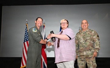 48 FW celebrates 1st quarter awards
