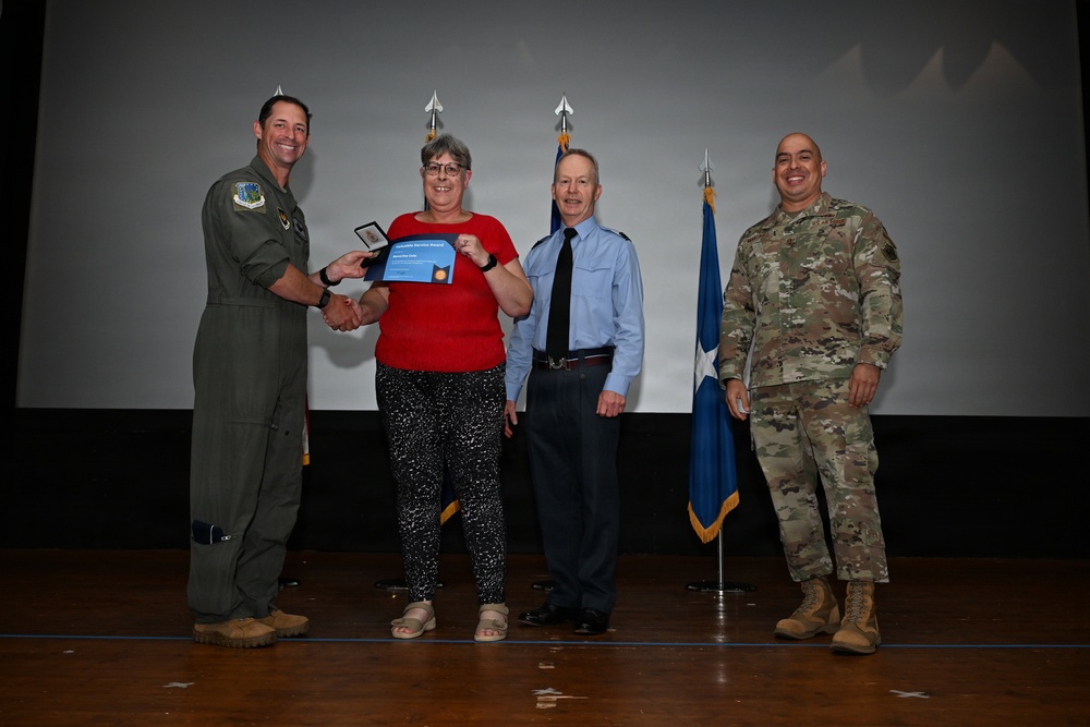 48 FW celebrates 1st quarter awards