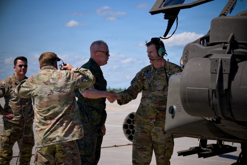Finnish Chief of Defense Visits 10th Mountain Division