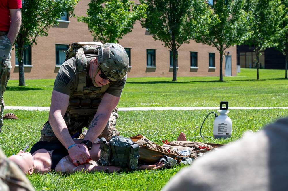 911th AES Airmen build lifesaving skills during TCCC course
