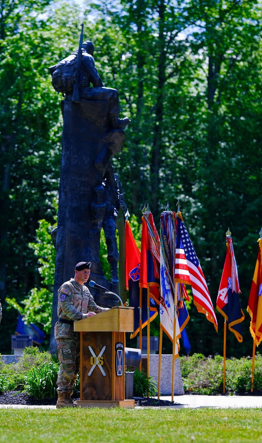 10th Mountain Division Bids Senior Leaders Farewell