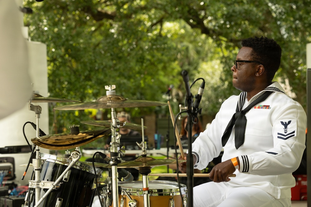 Service Members Participate in Military Friends and Family Day at Audubon Zoo during Sail 250 New Orleans