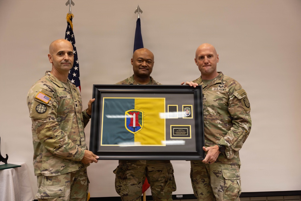 204th Maneuver Enhancement Brigade welcomes Lt. Col. Blake Bingham as incoming commander