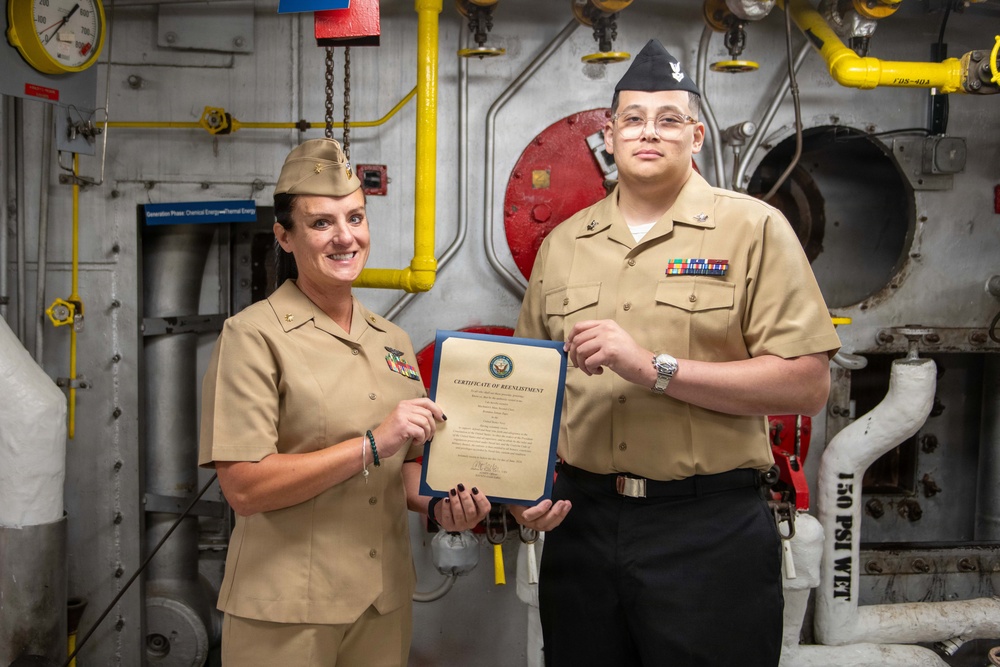 MM1 Zupo Reenlistment