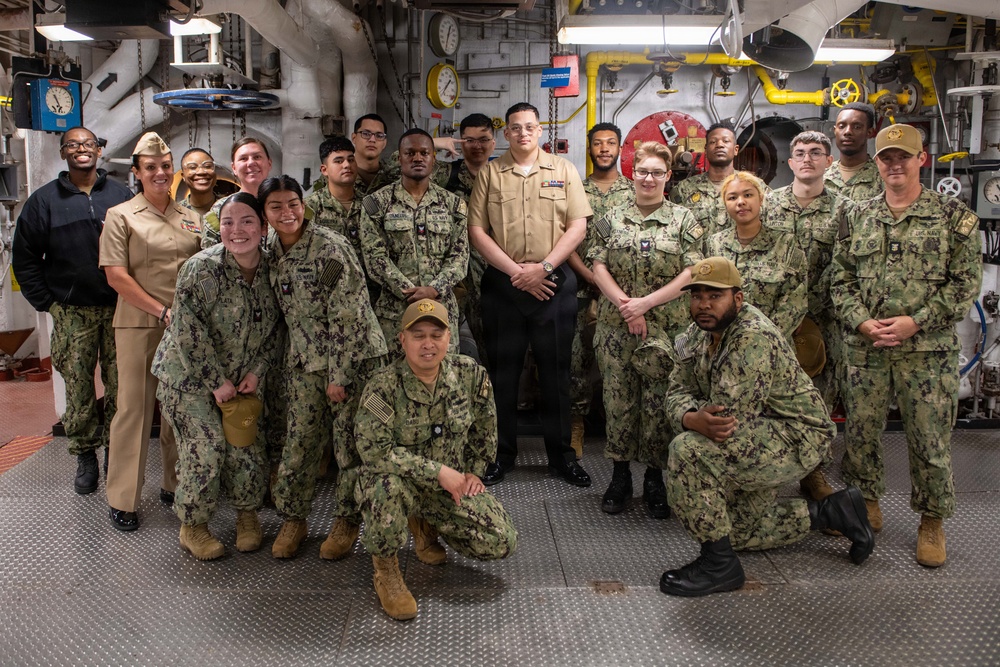 MM1 Zupo Reenlistment