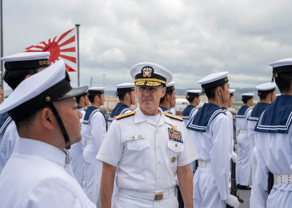 COMPACFLT visits the Japan Training Squadron's flagship JS Kashima