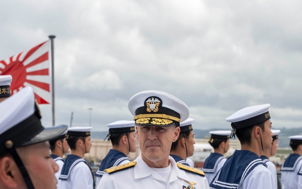 COMPACFLT visits the Japan Training Squadron's flagship JS Kashima