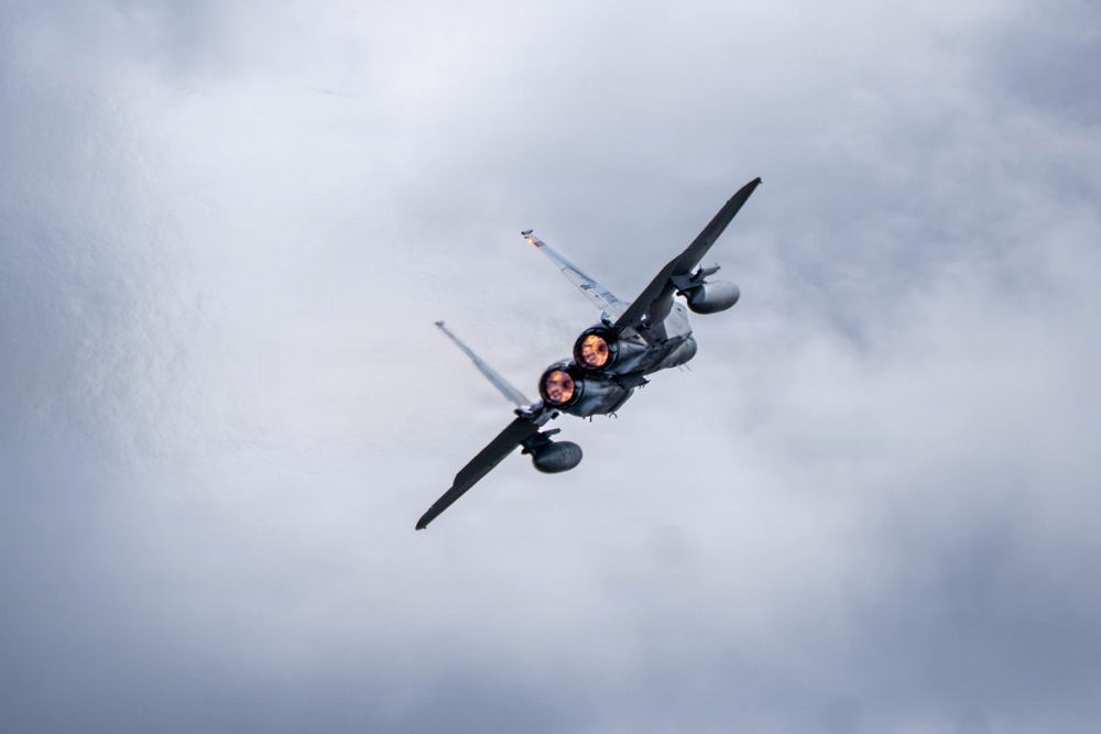 F-15 EX soars at the Oregon International Air Show
