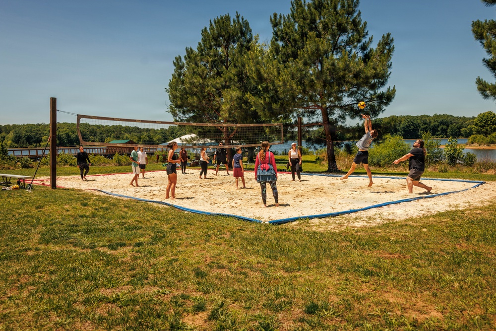 Lunga Park: Rolling into Summer