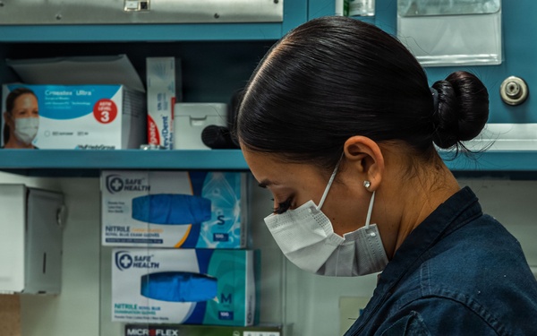 Ronald Reagan Sailors Conduct Dental Inspections