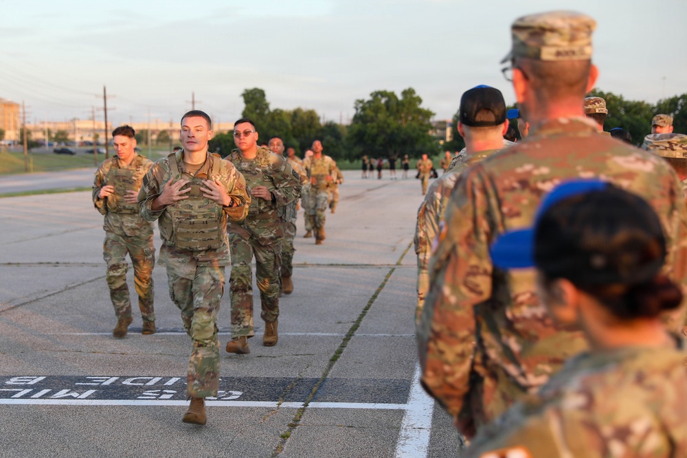 III Armored Corps Hosts Best Squad Competition on Fort Hood