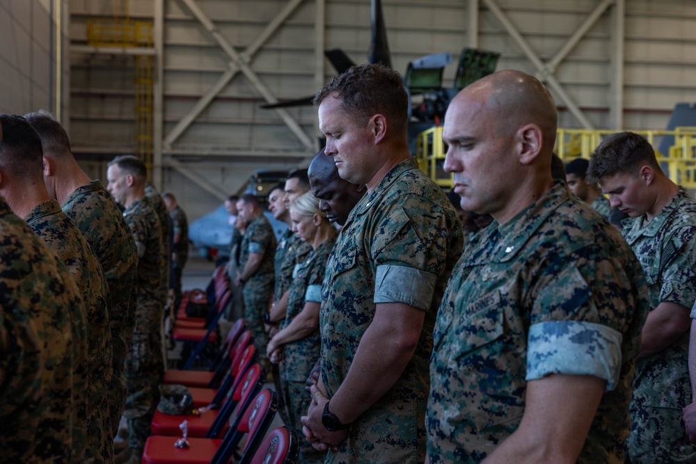 VMM-261 change of command ceremony