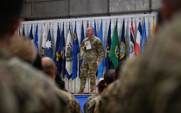 CMSAF discusses readiness, Airmen priorities during Eglin AFB all-call