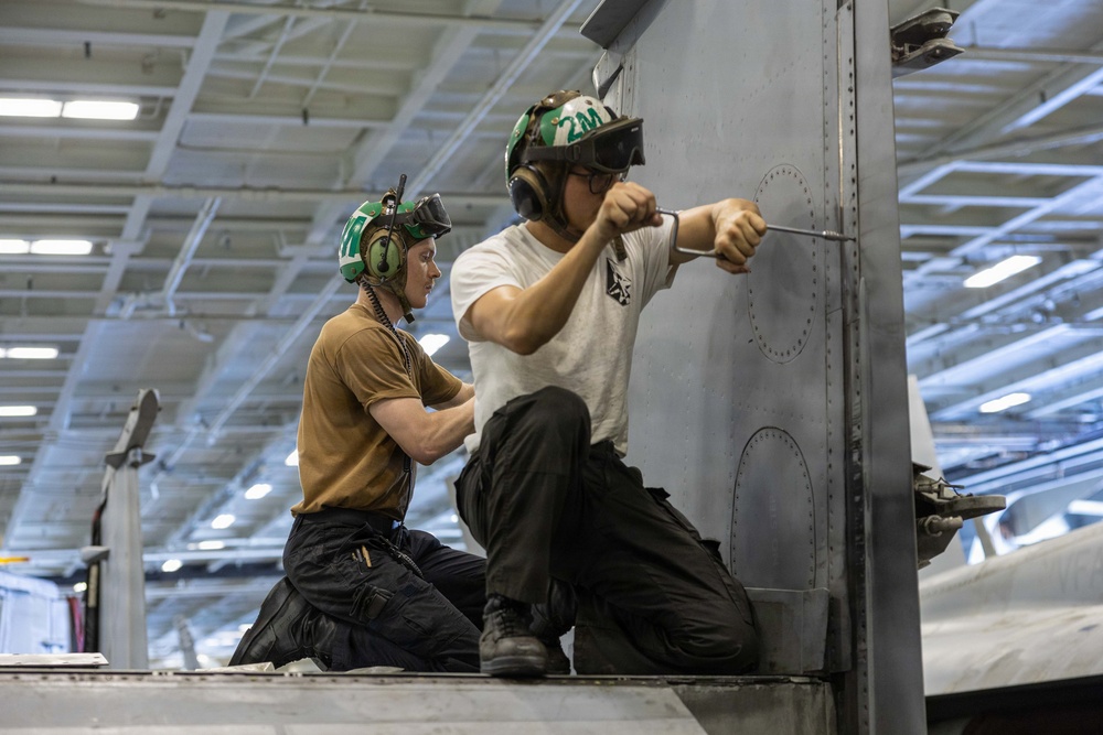 USS Abraham Lincoln Conducts Aircraft Maintenance