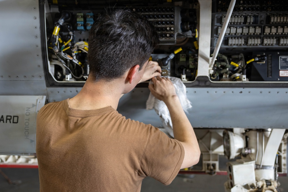 USS Abraham Lincoln Conducts Aircraft Maintenance