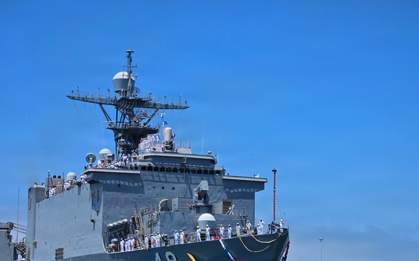 USS Ashland Returns to Homeport