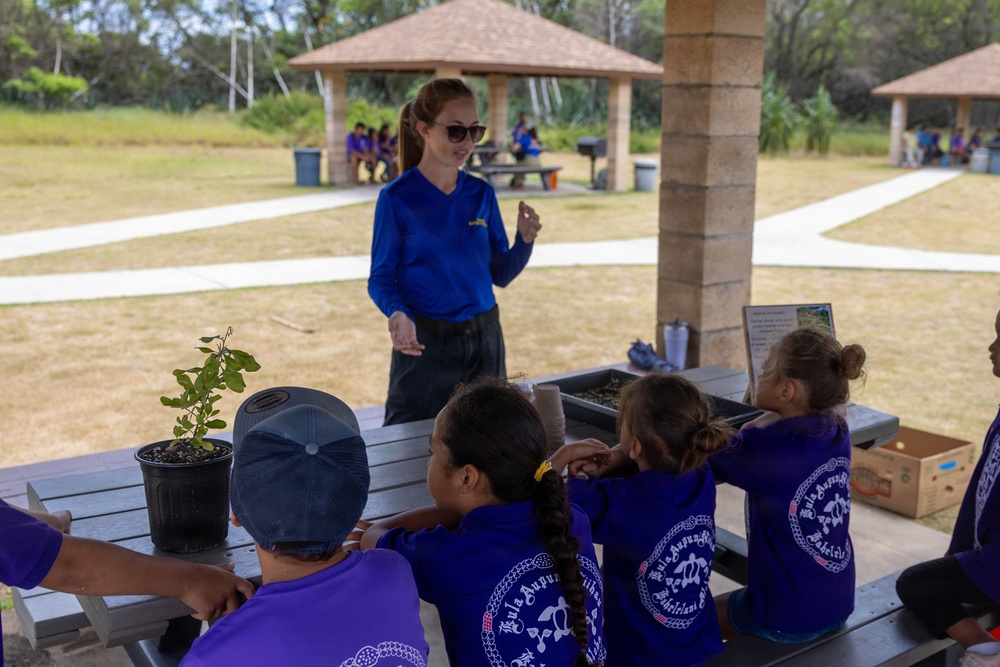 KANAKA students visit PMRF for cultural field trip