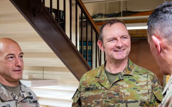 94th AAMDC CG meets with USARPAC DCG