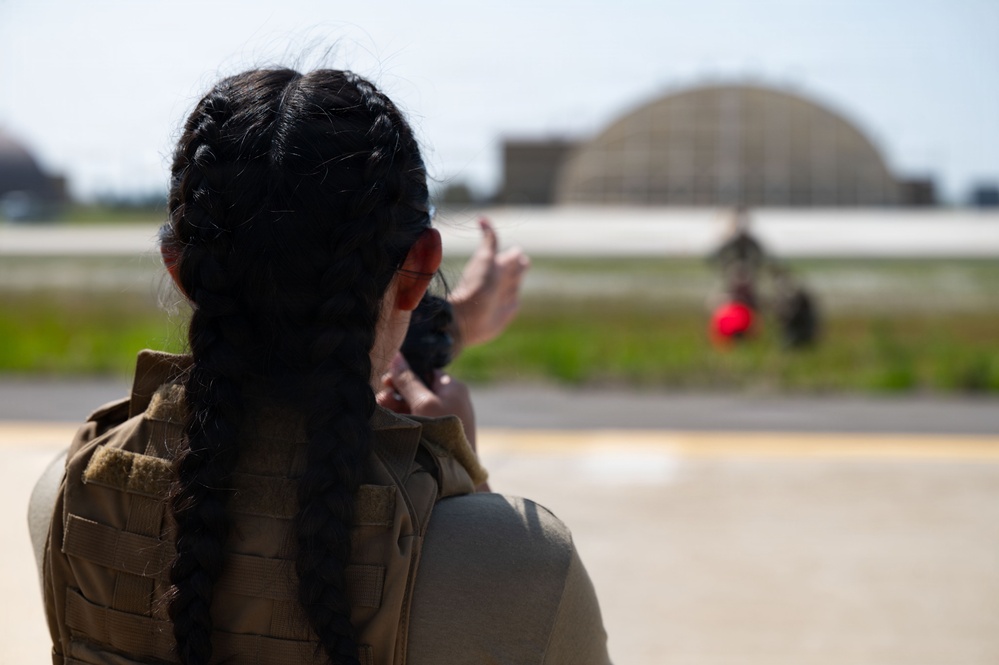 Clear to land: 8th, 51st OSS Airmen attend LZSO course at Kunsan AB
